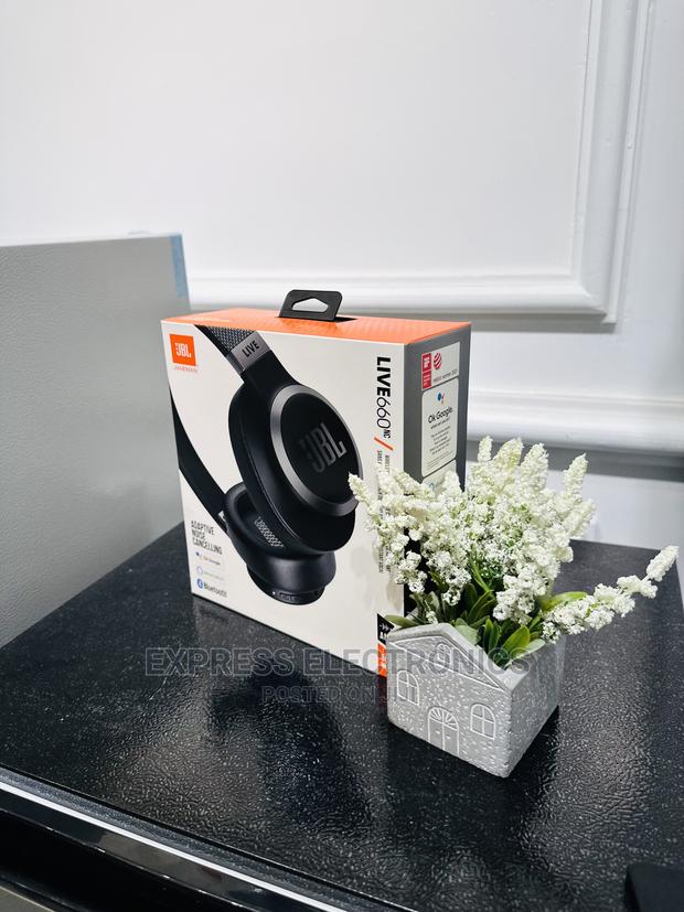 Crisper Quality JBL Live 660 Headphones · Photo 2