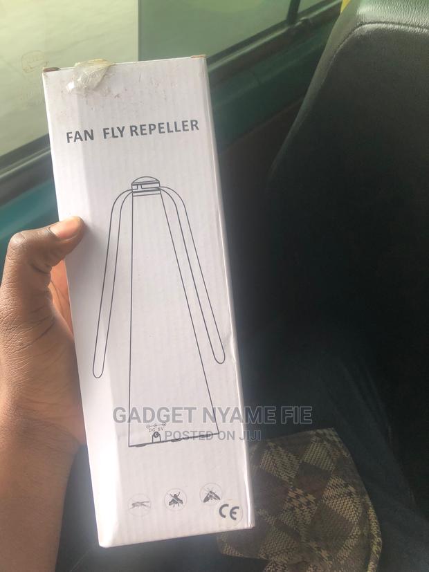 Fan Fly Repeller - Table Top · Photo 3