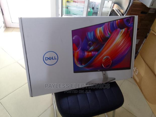 Dell 27 Inches Monitors · Photo 3