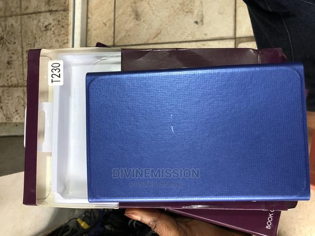 Samsung Tab4. T230 Flip Case · Photo 4
