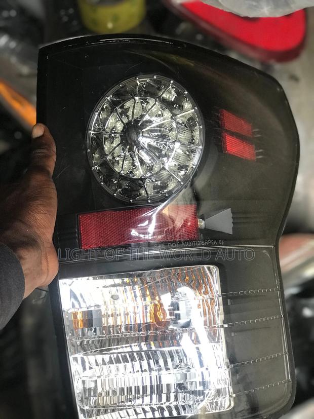 Toyota Tundra 2012 Led Speck Type Right Side