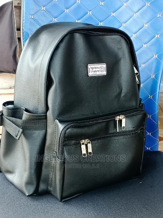Quality Leather Backpack · Photo 3
