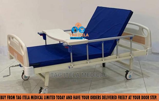 Hospital Bed (One Crack Complete) · Photo 4