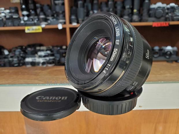 Canon EF 50mm F/1.4 USM Lens · Photo 3