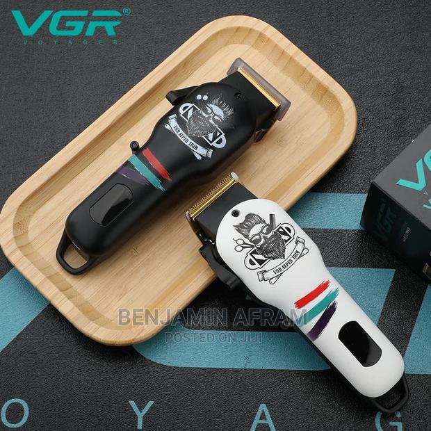VGR Rechargeable Cordless Hair Clippers · Photo 2