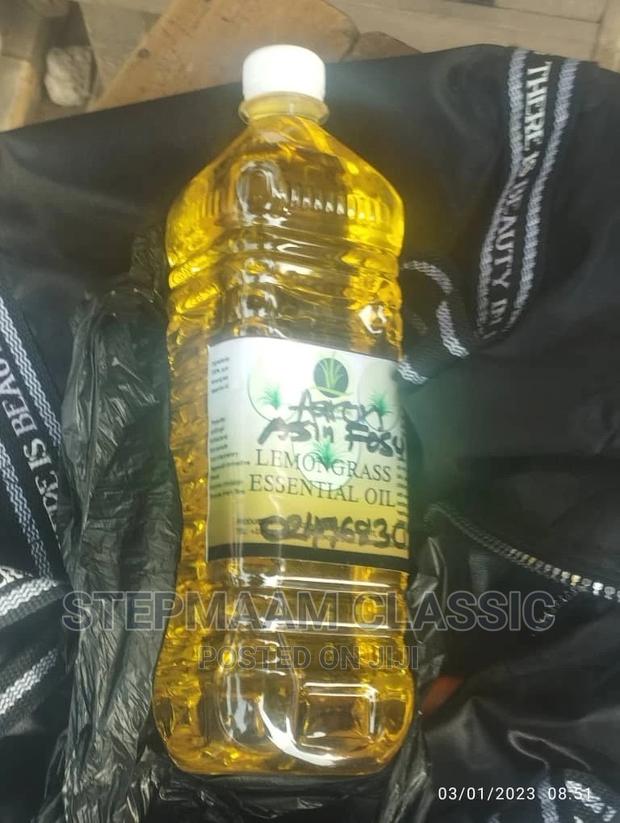 Lemongrass Oil · Photo 2