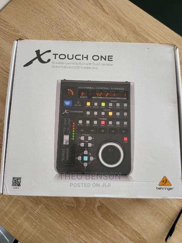 Behringer X-Touch One Universal Control Surface photo 3