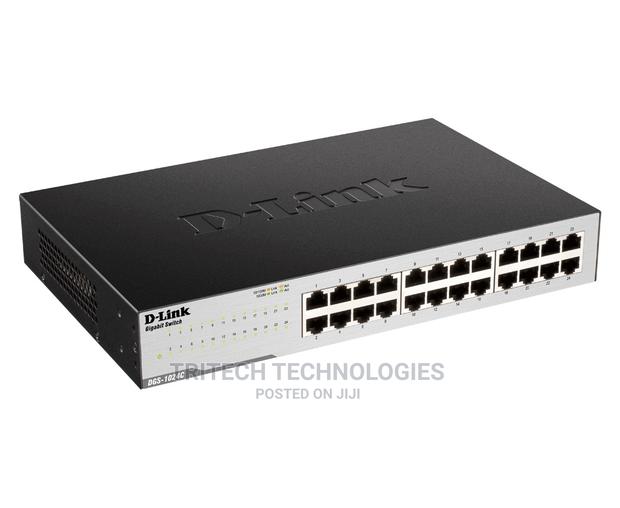 D-Link 24-Port Gigabit Unmanaged DGS-1024c · Photo 4