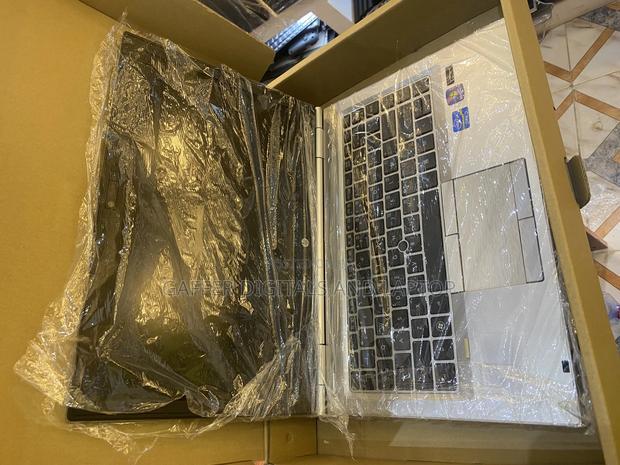New Laptop HP EliteBook 840 G3 8GB Intel Core i5 HDD+SSD 500GB · Photo 2