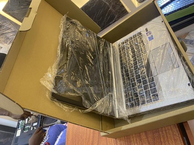New Laptop HP EliteBook 840 G3 8GB Intel Core i5 HDD+SSD 500GB · Photo 3