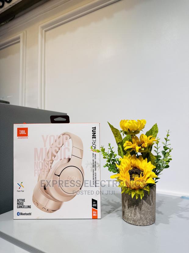 JBL Tune 760 Pretty Cool Price · Photo 2