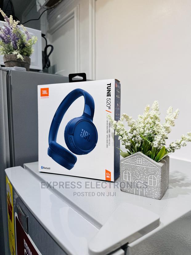 Amazing Deal on Headphones JBL Tune 520 · Photo 2