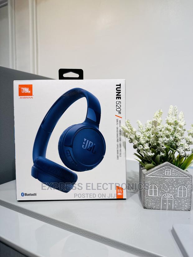 Buy for Less JBL Tune 520 Headphones · Photo 2