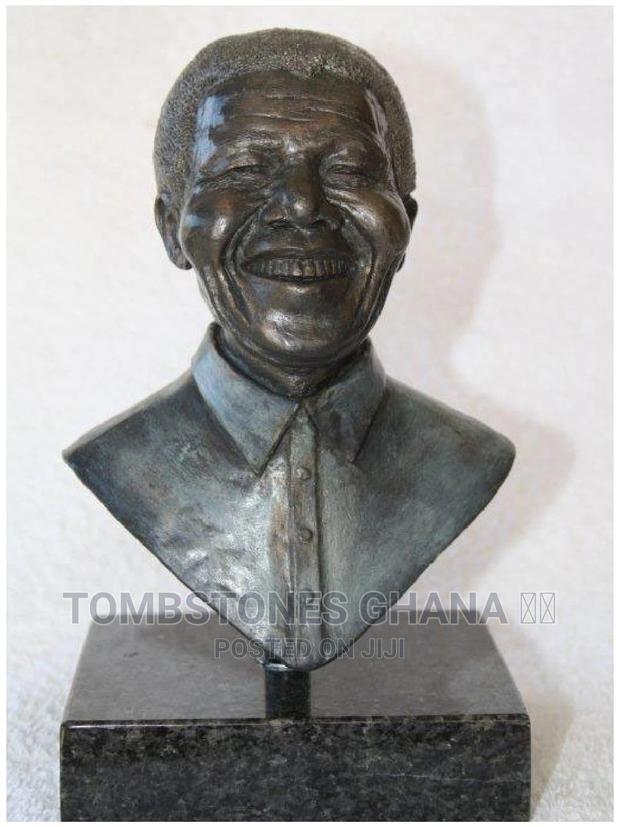 Bust for Tombstone · Photo 2