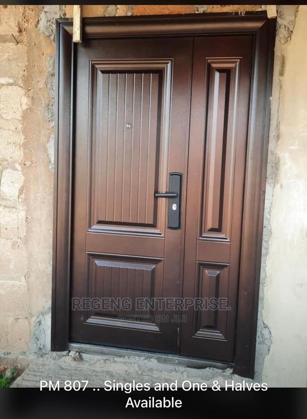 Century One and Half Security Door · Photo 2