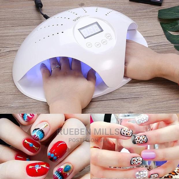 Two Hands UV Lamp Professional Nail Dryer · Photo 2