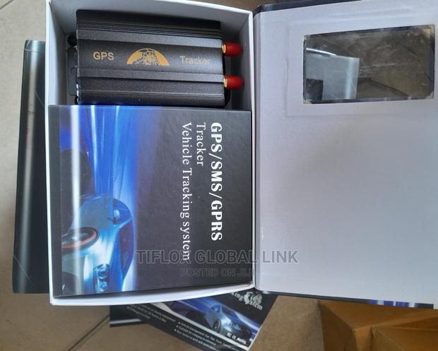 GPS/SMS/GPRS Car Tracker photo 3