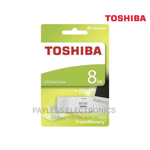Toshiba 8gb USB Flash Drive · Photo 2