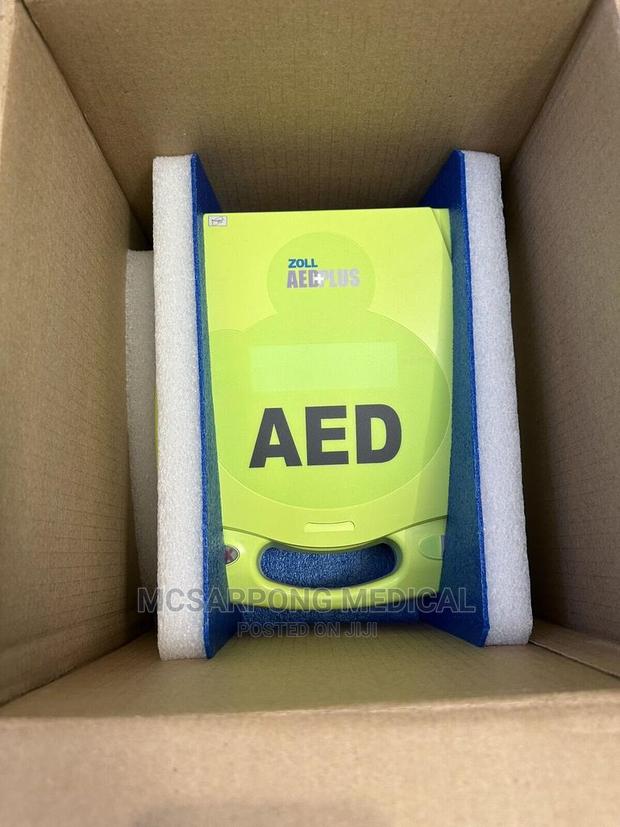 Automated External Defibrillator (AED) (USA ZOLL) · Photo 4