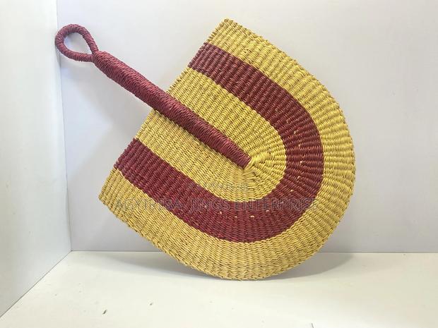 Bolga Handwoven Fan · Photo 4