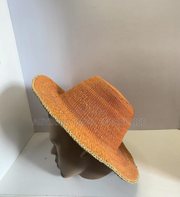 Bolga Handwoven Hats · Photo 4