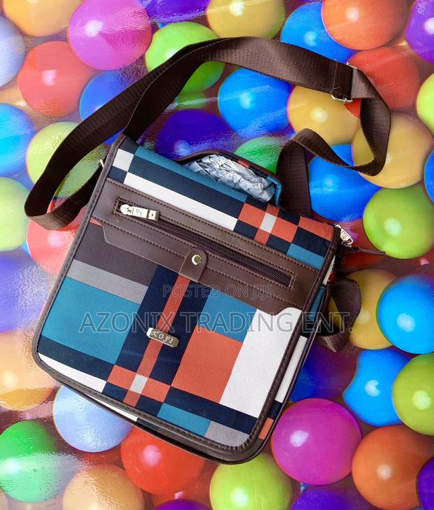 Men Shoulder Bags · Photo 3