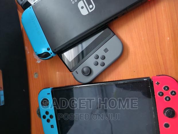 Nintendo Switch Normal Used photo 5