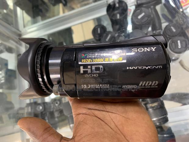 Sony HDR-SR12 120GB Hybrid HDD/Memory Stick High Definition · Photo 2