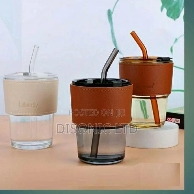 Glass Mug With Straw For Tea And Smoothie · Photo 2