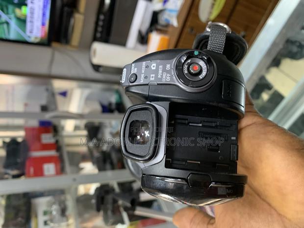 Sony Video Full HD Hand Held Video Camera · Photo 3