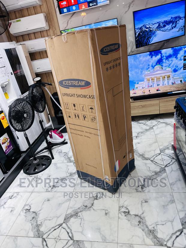 Foreign Standard UNI-300C 238LTRS Icestream Display Fridge · Photo 2