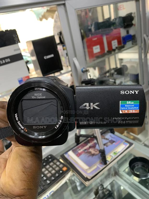 Sony Camcorder Handycam FDR-AX30 · Photo 3