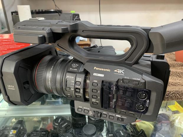 Without Box Panasonic AG UX180 Handheld Camcorder · Photo 3
