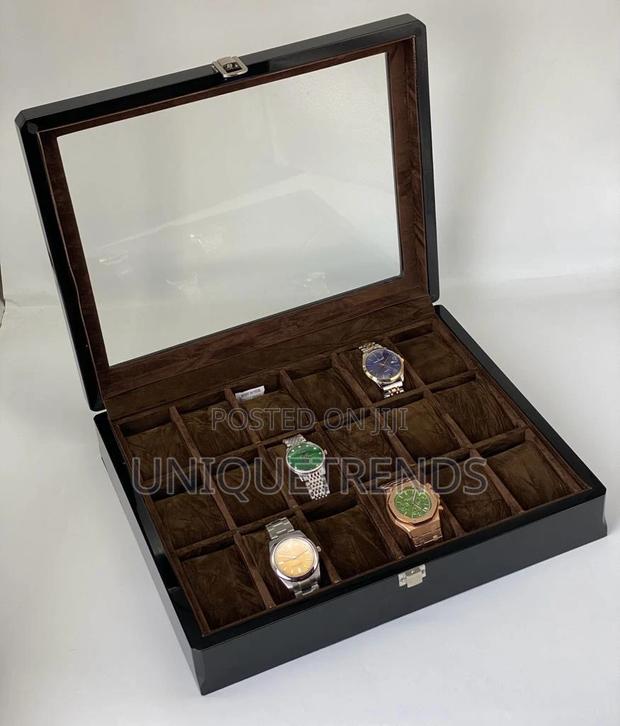 18 Slot Watch Box Organizer · Photo 3