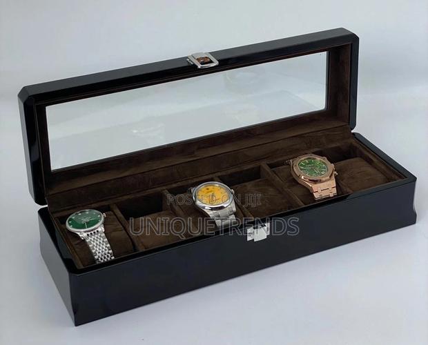 6 Slot Watch Organizer · Photo 3