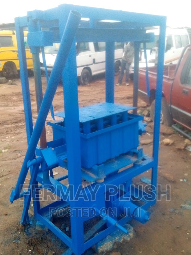 Best Machines for Producing Blocks · Photo 2