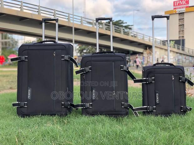 3 Set Quality and Affordable Material Luggage 53289y 3 Piece · Photo 4