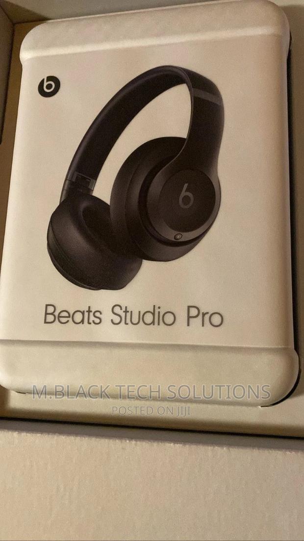 Beats Studio Pro Wireless Headphones photo 4