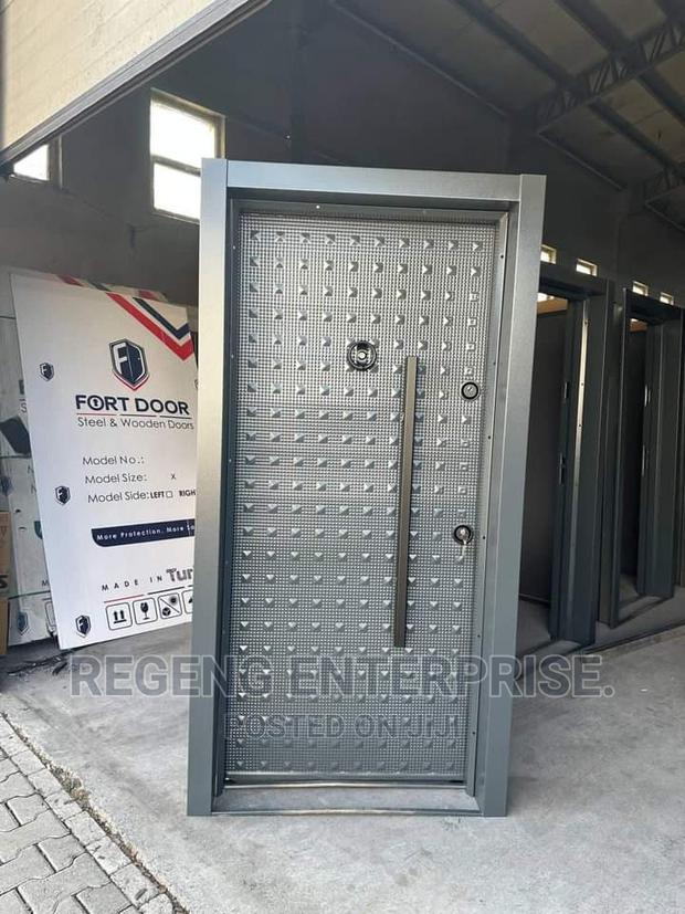 Full Metal Economic Security Door · Photo 2