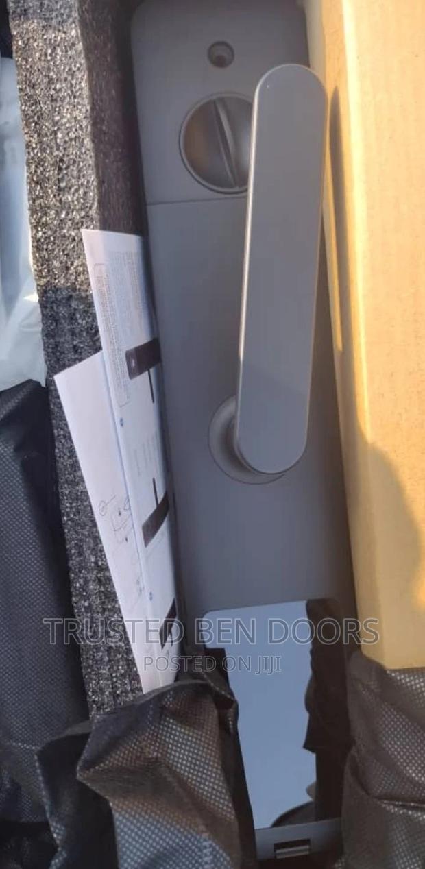 Paladin Universal Smart Biometric Door Locks · Photo 2