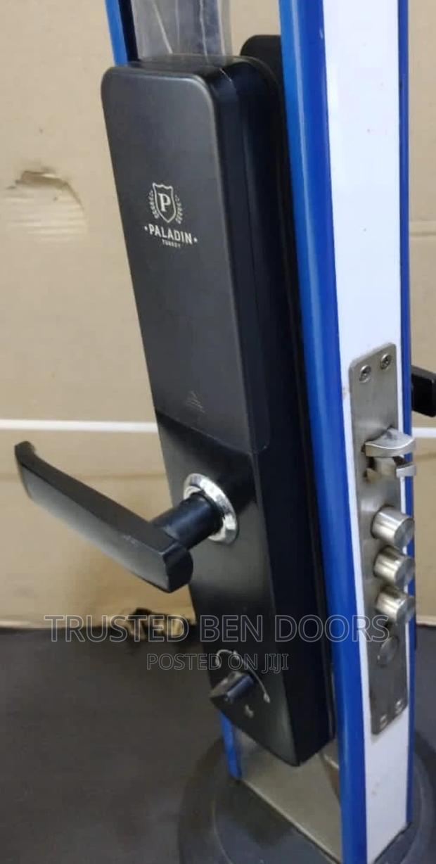 Universal Paladin Biometric Smart Lock for Homes and Offices · Photo 2