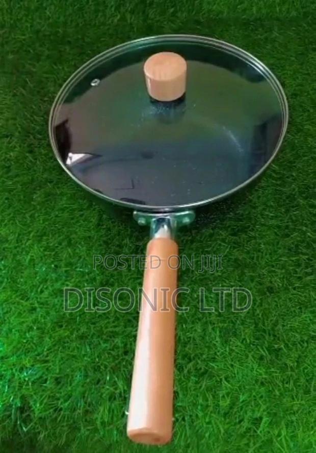 Nonstick Frying Pan With Cover · Photo 3