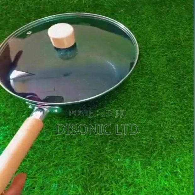 Nonstick Frying Pan With Cover · Photo 4