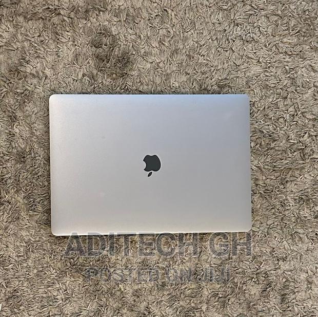 Laptop Apple MacBook Pro 2019 32GB Intel Core i9 SSD 1T · Photo 4