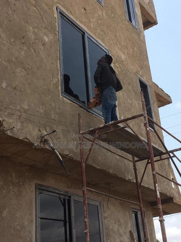 Ks50 Sliding Windows · Photo 4