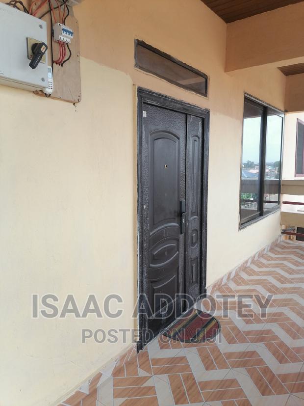Furnished 2bdrm Block of Flats in Spintex for rent · Photo 3
