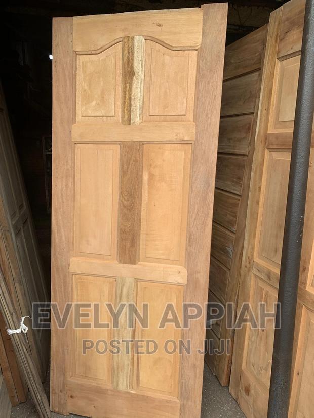 Single Face Door · Photo 3