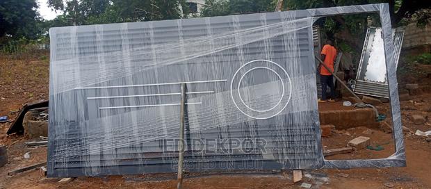 G Gray Gate · Photo 1