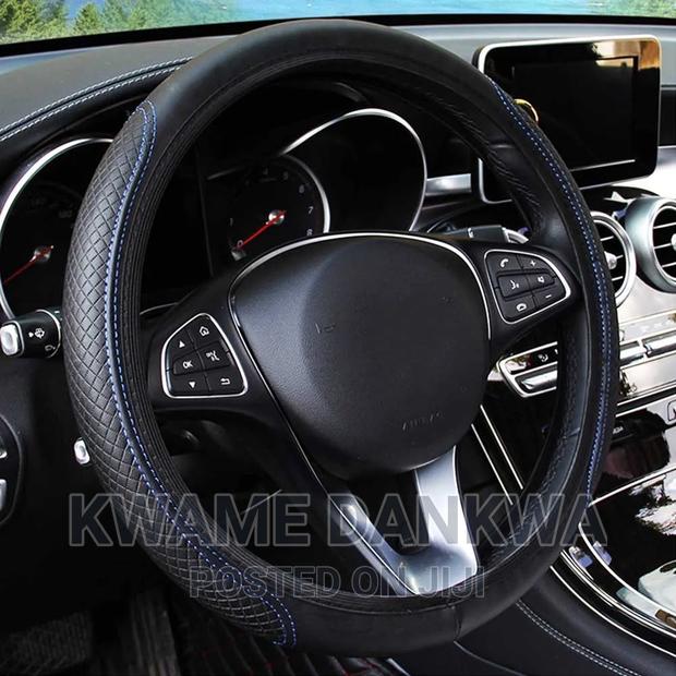 Fiber Skin Full Steering Wheel Cover photo 2