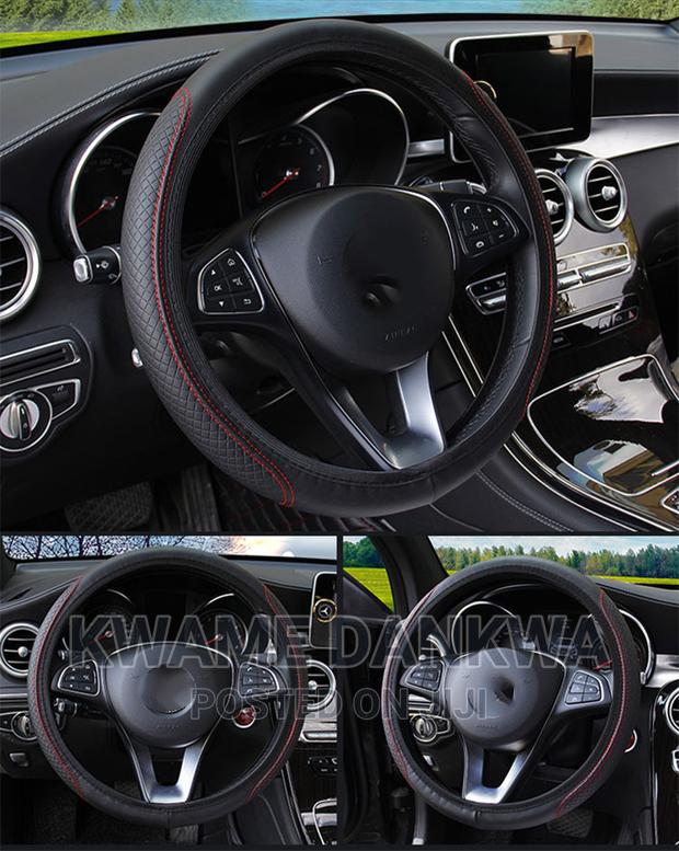 Fiber Skin Full Steering Wheel Cover photo 3